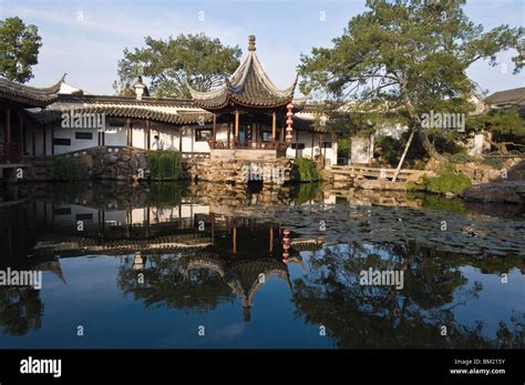 Wangshi Yuan - En historisk trädgård fylld med zen och poetisk skönhet!