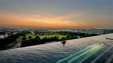  Zenith Hotel Rooftop Infinity Pool - En Skådespelande Utsikt Och Luxuriösa Smakupplevelser!